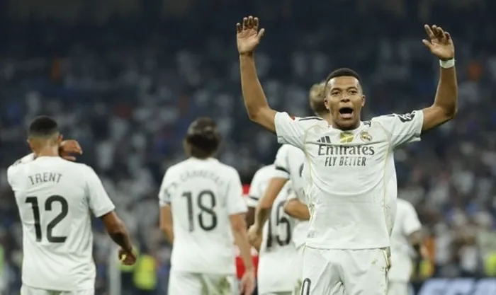 Kylian Mbappe ghi bàn từ chấm phạt đền giúp Real Madrid thắng 1-0 trước Osasuna.