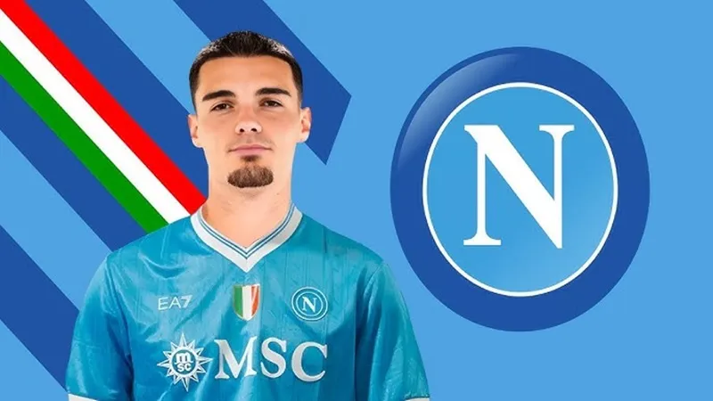 Napoli bổ sung thêm tân binh chất lượng là hậu vệ cánh trái Miguel Gutierrez từ Girona.