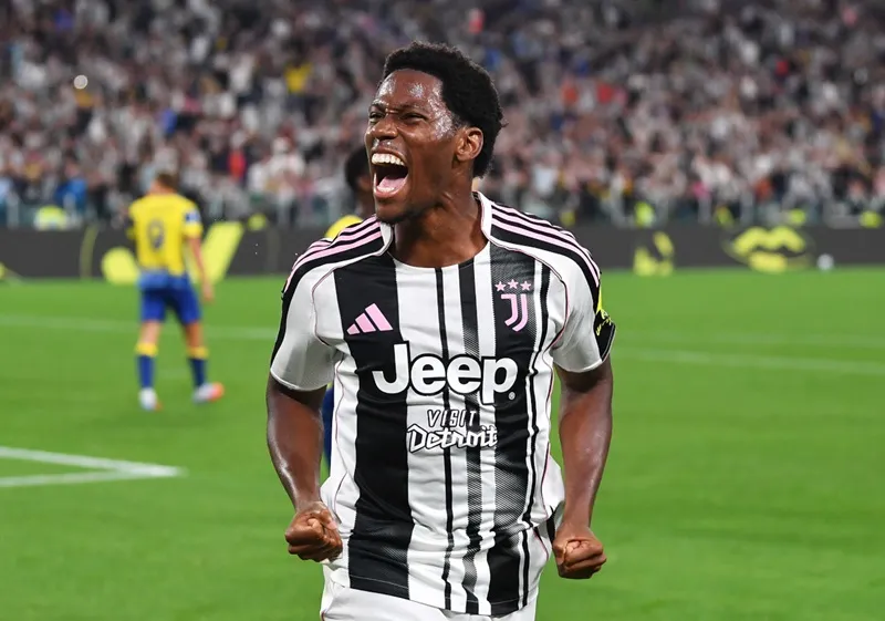 Jonathan David ghi bàn trong trận ra mắt Serie A giúp Juventus thắng 2-0 trước Parma.