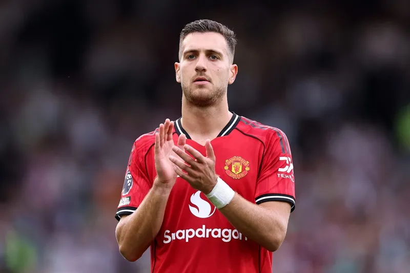 Diogo Dalot nối dài danh sách chấn thương của Man.United | CHUYÊN TRANG THỂ  THAO