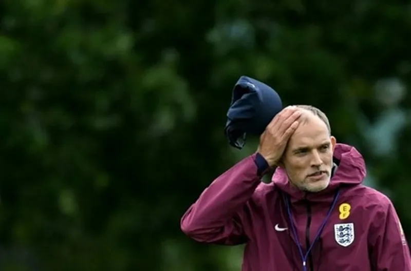 Tuchel đối mặt với những câu hỏi về đội hình sứt mẻ ở tuyển Anh