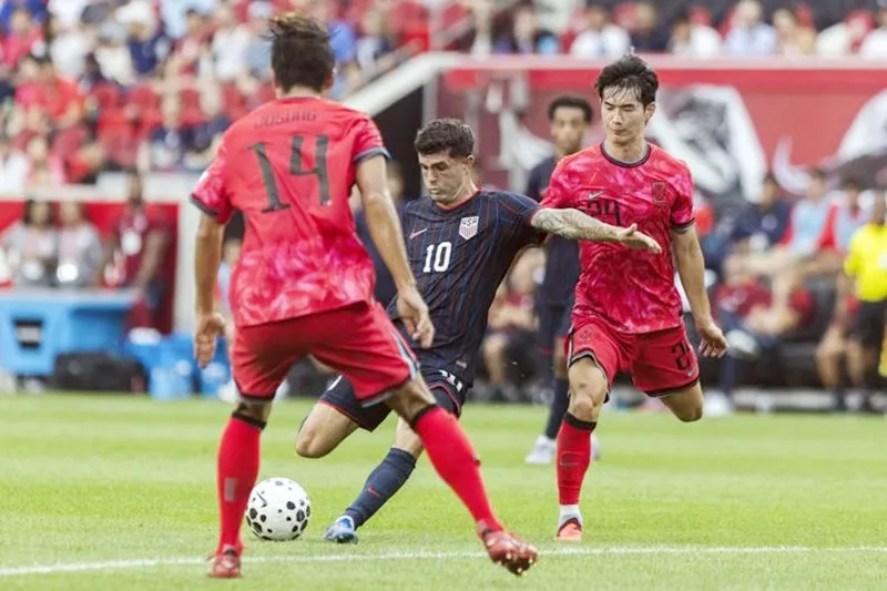 Tuyển Mỹ liên tục thua các đội trong tốp 25 thế giới khi gục ngã 0-2 trước Hàn Quốc.