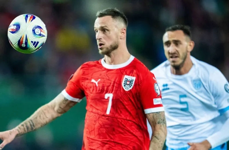 Tiền đạo 36 tuổi Marko Arnautovic ghi 4 bàn giúp tuyển Áo thắng 10-0 trước San Marino.