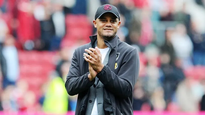 HLV Vincent Kompany của Bayern Munich đã ký hợp đồng gia cho đến năm 2029. Kompany.jpg
