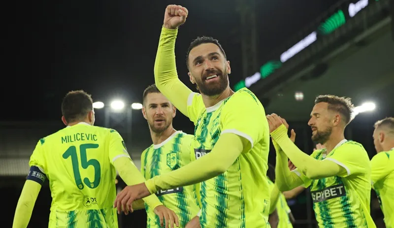 AEK Larnaca gây sốc đánh bại Crystal Palace ngay tại Selhurst Park với tỷ số 1-0.