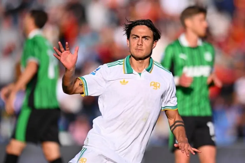 Paulo Dybala ghi bàn giúp Roma giành chiến thắng 1-0 trước Sassuolo.