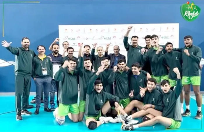 Đội tuyển bóng chuyền nam Pakistan chơi trận chung kết với Iran tại Đại hội thể thao trẻ châu Á.