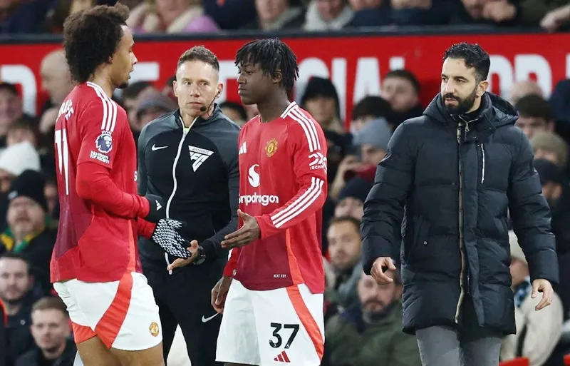 HLV Ruben Amorim biết không thể ngăn Kobbie Mainoo và Joshua Zirkzee rời đi vào tháng 1.