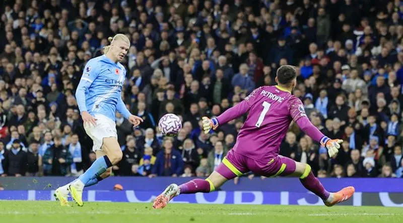 Cú đúp mới nhất của Erling Haaland giúp Man.City thắng 3-1 trước Bournemouth.