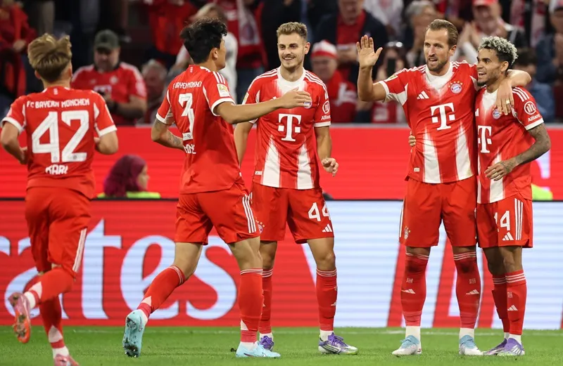 Bayern Munich gần như không có đối thủ sau chiến thắng trước nhà vô địch châu Âu Paris Saint-Germain.