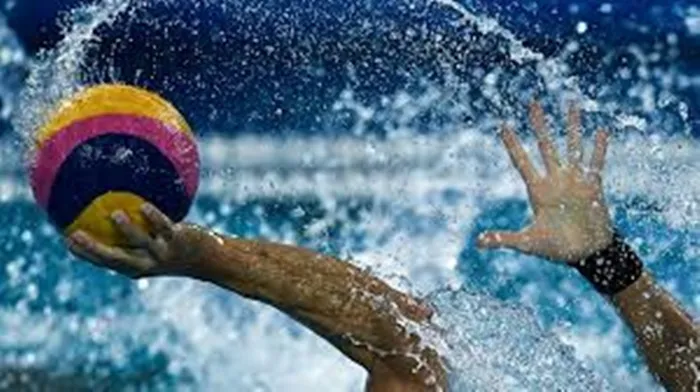 World Aquatics là Liên đoàn quốc tế đầu tiên cho phép vận động viên Nga và Belarus thi đấu với tư cách trung lập trong các môn thể thao đồng đội.
