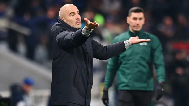 HLV Enzo Maresca cho biết Chelsea đã mất kiểm soát trong trận thua 1-2 trước Atalanta.