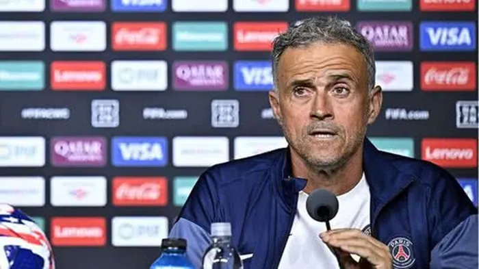 HLV Luis Enrique và Paris Saint-Germain đang chờ biết đối thủ ở chung kết Cúp Liên lục địa.