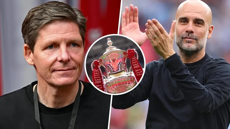 HLV Oliver Glasner (Crystal Palace) và Pep Guardiola (Manchester City)