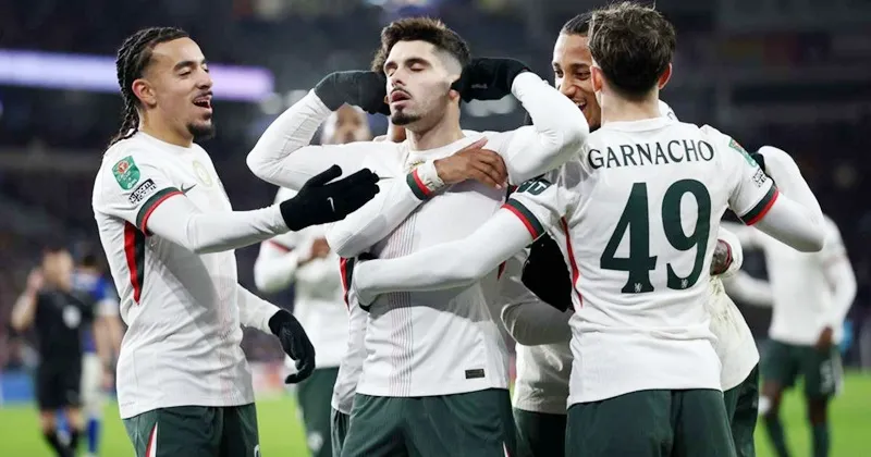 Alejandro Garnacho 1.jpg