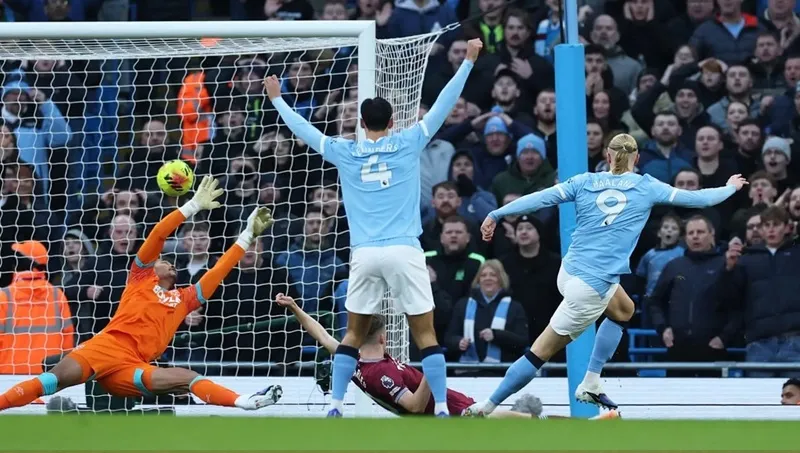 Pha ghi bàn mở tỷ số của Erling Haaland