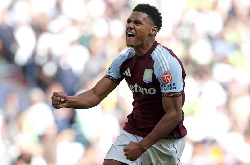 Ollie Watkins lập cú đúp giúp Aston Villa ngược dòng giành chiến thắng 2-1 tại Chelsea.