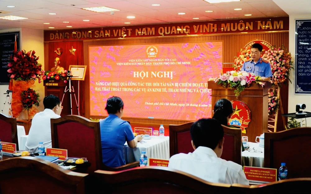 Hội nghị nâng cao hiệu quả thu hồi tài sản bị chiếm đoạt, thiệt hại trong các vụ án tham nhũng, kinh tế, do Viện KSND TPHCM tổ chức