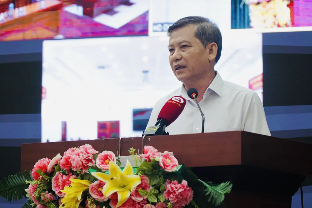 ĐBQH Lê Minh Trí, Viện trưởng Viện KSND Tối cao trao đổi với cử tri 1000030349.jpg