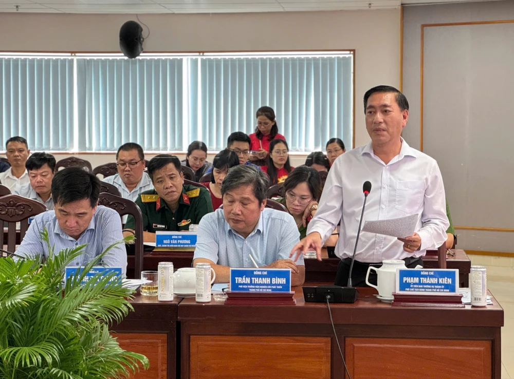 Ông Phạm Thành Kiên, Phó Chủ tịch HĐND TPHCM phát biểu tại hội thảo z6099554678003_952a68adecafd09b619d49ebda277d87.jpg