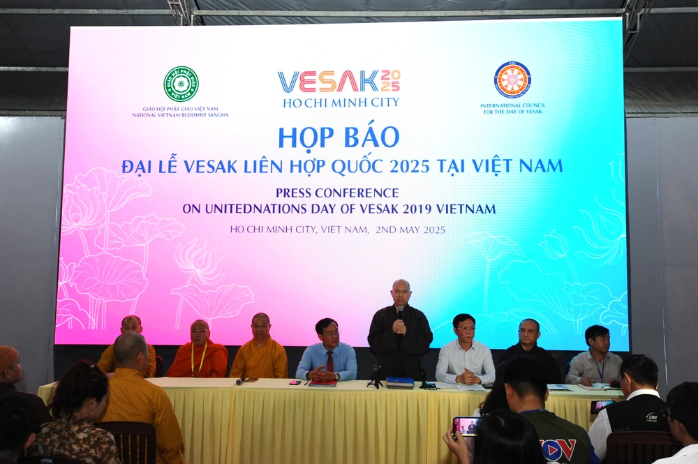Quang cảnh phía trong Trung tâm báo chí. Ảnh: THÀNH CHUNG z6561880073364_cbb56ca2456502aa98f27782eb7737b0.jpg