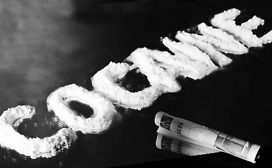 Bắt giữ 1 tấn cocaine trên đường vào châu Âu