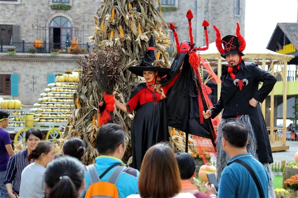 Halloween nhuốm màu cổ tích ở Sun World Ba Na Hills ảnh 6