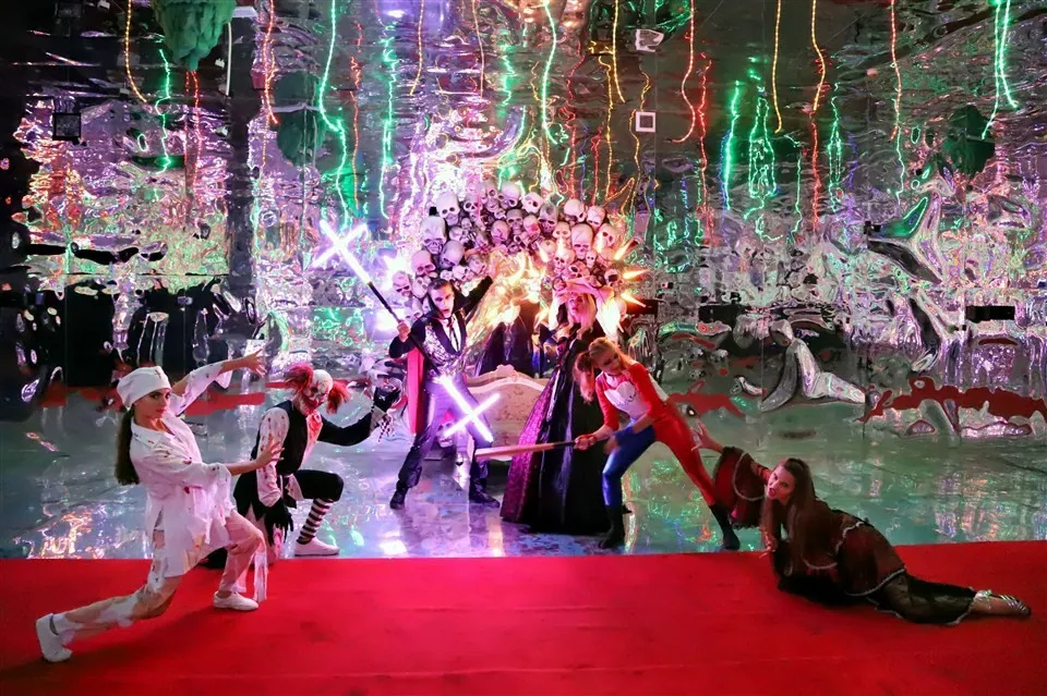 Halloween nhuốm màu cổ tích ở Sun World Ba Na Hills ảnh 4