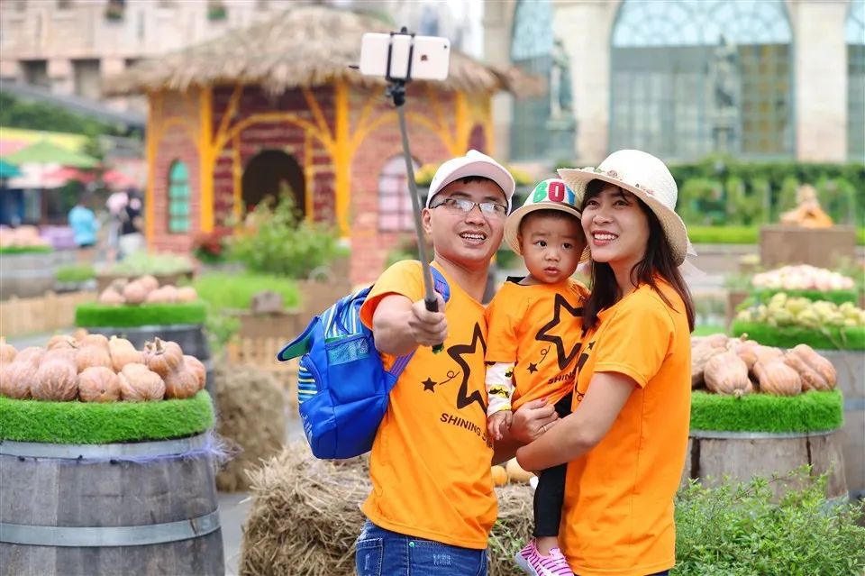 Halloween nhuốm màu cổ tích ở Sun World Ba Na Hills ảnh 1