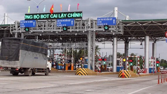 Bộ GTVT yêu cầu có phương án xử lý trạm BOT Cai Lậy trước 22-12