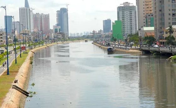  Kênh Tàu Hủ - Bến Nghé sau khi được cải tạo Ảnh: KIM NGÂN