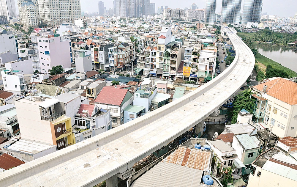 Metro Bến Thành - Suối Tiên qua quận Bình Thạnh