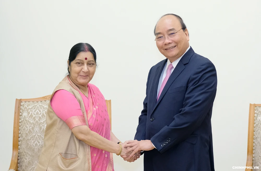 Thủ tướng Nguyễn Xuân Phúc tiếp Bộ trưởng Ngoại giao Ấn Độ Sushma Swaraj. Ảnh: VGP