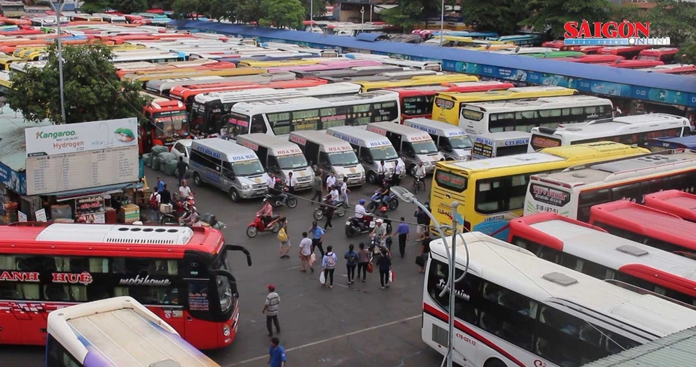 Thực trạng này năm nào cũng diễn ra, thế nhưng các cơ quan quản lý không có giải pháp nào để xử lý khiến người dân vẫn phải chịu thiệt thòi. 