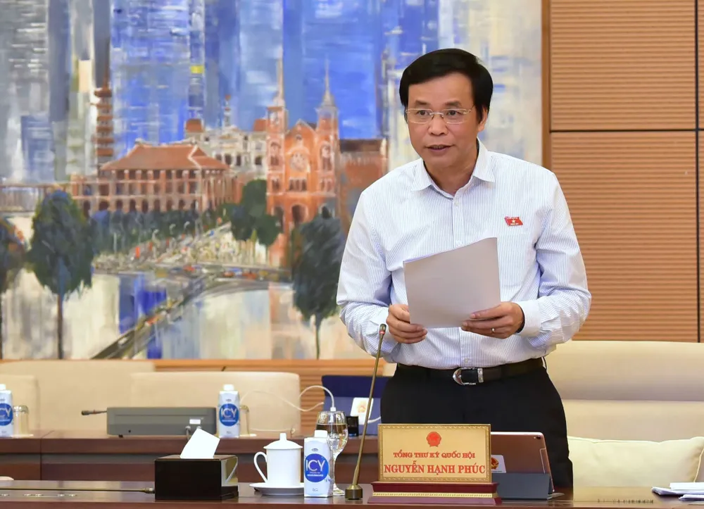 Tổng Thư ký Quốc hội Nguyễn Hạnh Phúc phát biểu tại phiên họp. Ảnh: QUANG PHÚC