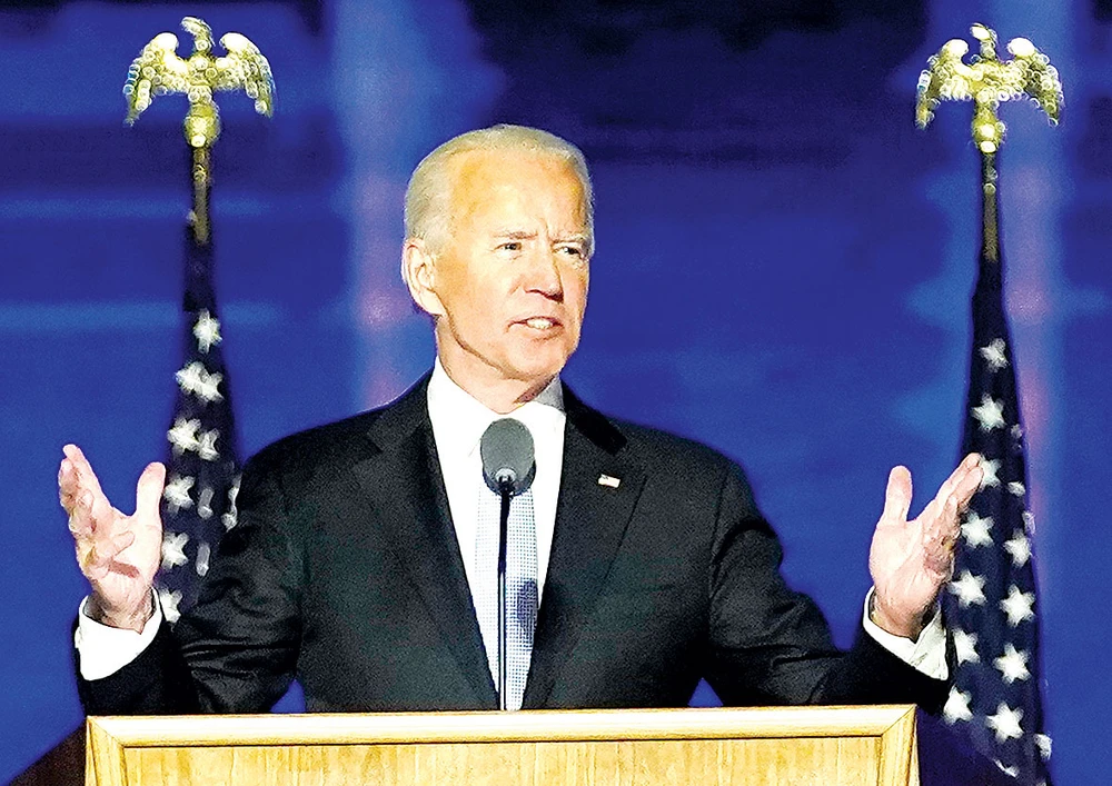 Ông Joe Biden phát biểu tuyên bố chiến thắng tại Wilmington, bang Delaware (Mỹ). Ảnh: AP 