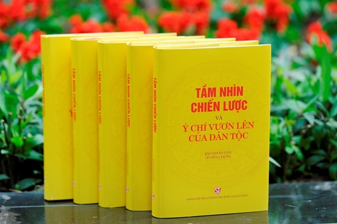 Ra mắt sách Tầm nhìn chiến lược và ý chí vươn lên của dân tộc