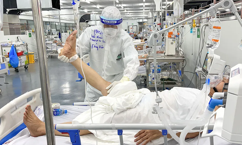 Cùng nhau vượt qua gian khó - Bài 1: Dấu ấn khó quên! ảnh 1