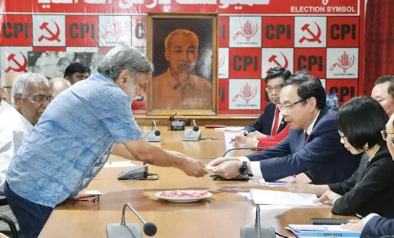 Đoàn đại biểu cấp cao TPHCM kết thúc tốt đẹp chuyến thăm và làm việc tại Ấn Độ ảnh 10 Đoàn đại biểu cấp cao TPHCM kết thúc tốt đẹp chuyến thăm và làm việc tại Ấn Độ ảnh 10