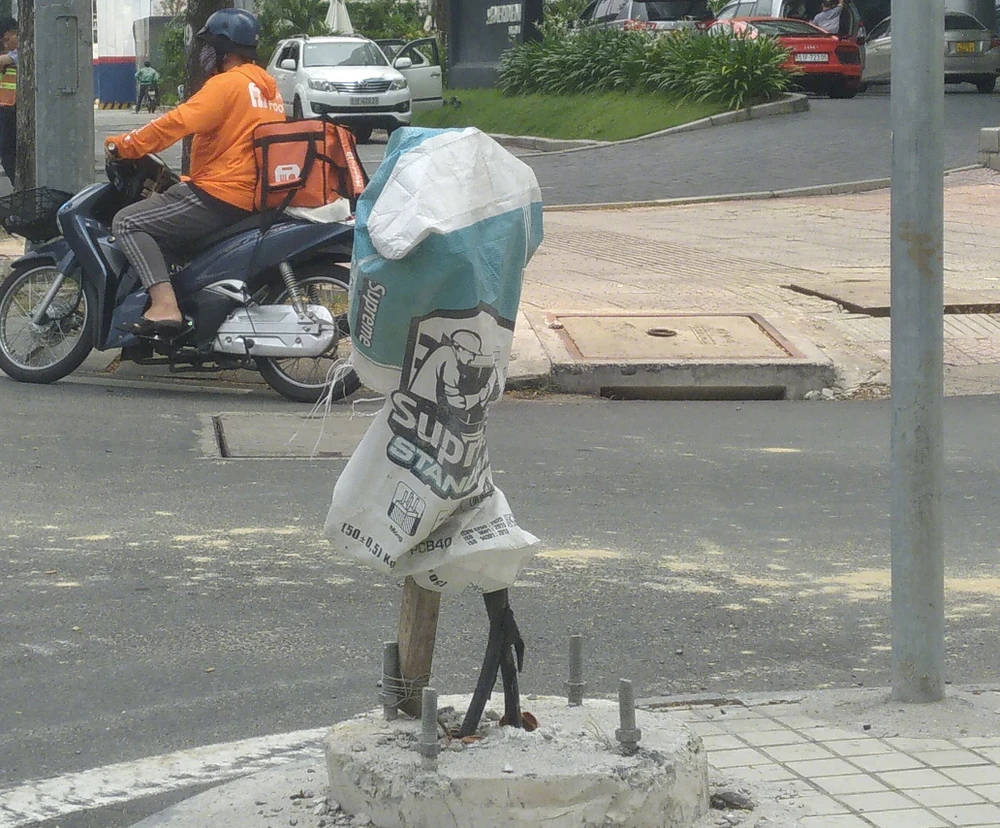Chân đế nguy hiểm