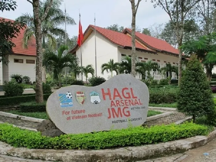 Lò đào tạo HA.GL - Arsenal - JMG
