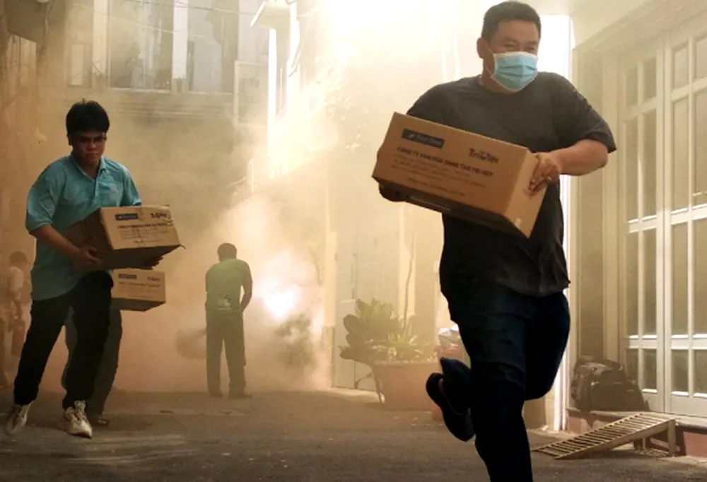 Chung sức đuổi giặc lửa ảnh 6 Chung sức đuổi giặc lửa ảnh 6