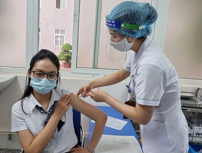 Đưa tỷ lệ tiêm vaccine vào tiêu chí thi đua