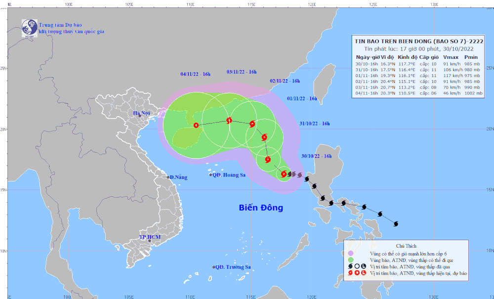 Tâm bão số 7 trên vùng biển phía Đông khu vực Bắc Biển Đông. Ảnh: NCHMF