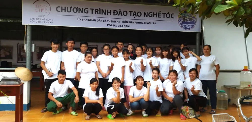 Phối hợp các trung tâm, trường nghề dạy nghề miễn phí cho thanh niên trên xã đảo