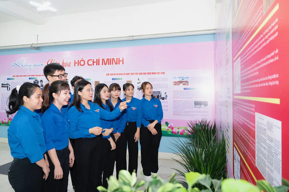 Không gian văn hóa Hồ Chí Minh của tuổi trẻ Thành phố mang tên Bác Không gian văn hóa Hồ Chí Minh của tuổi trẻ Thành phố mang tên Bác