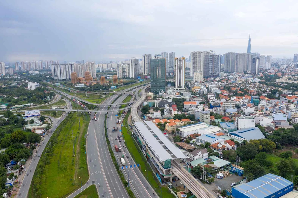 Ga Phước Long của tuyến Metro số 1 Bến Thành - Suối Tiên. Ảnh: HOÀNG HÙNG