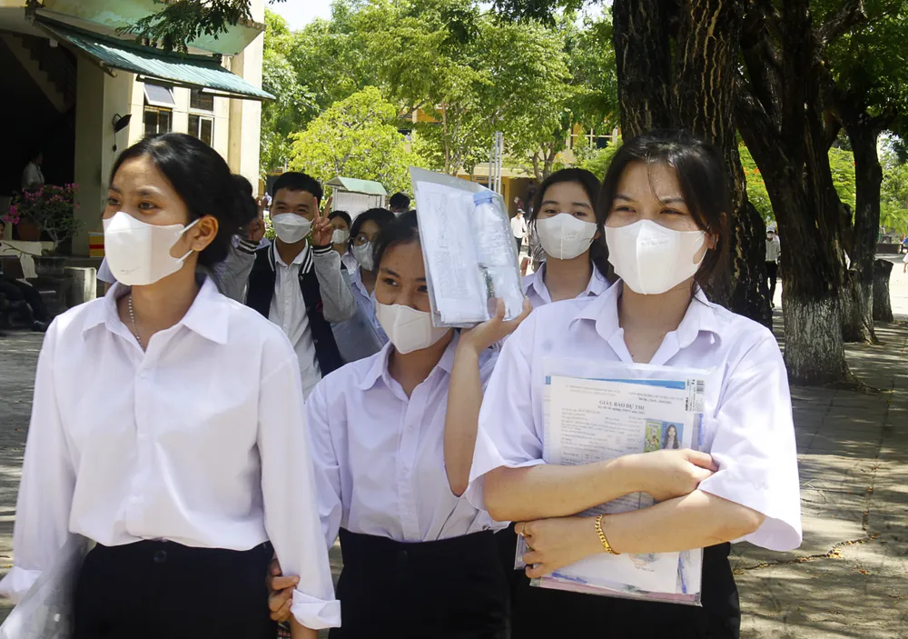 Theo thí sinh ở Quảng Ngãi, đề thi môn Lịch sử dàn trải nên cần nhớ mốc thời gian rất nhiều