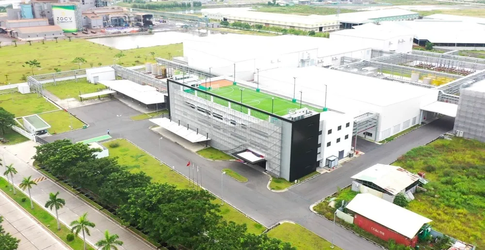 Một góc khu công nghiệp Phú Mỹ 3, nơi có cảng cạn đầu tiên của tỉnh Bà Rịa - Vũng Tàu Một góc khu công nghiệp Phú Mỹ 3, nơi có cảng cạn đầu tiên của tỉnh Bà Rịa - Vũng Tàu