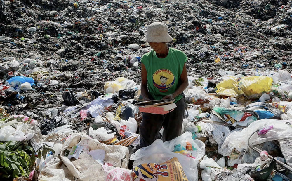 Một bãi rác ở thành phố Dumaguete, Philippines. Ảnh: GREENPEACE